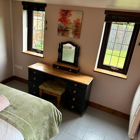The Annexe At Gomo Villa East Winch Kültér fotó