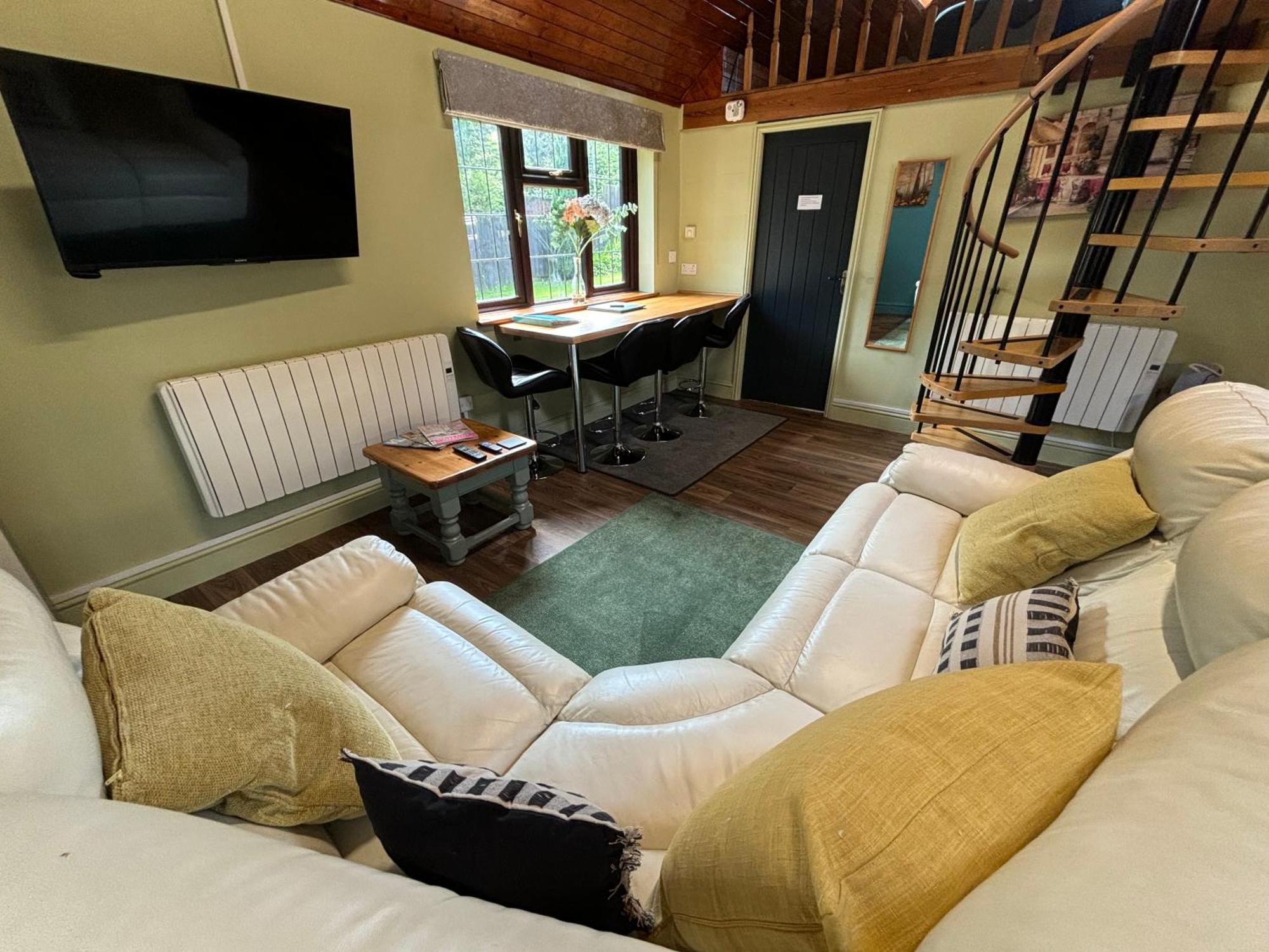The Annexe At Gomo Villa East Winch Kültér fotó